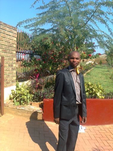 Mkhanyiseli Mkhanyiseli