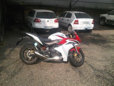 CBR600F