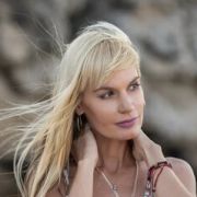 Elina_2910