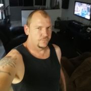 Iain76
