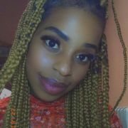 Leigh_557